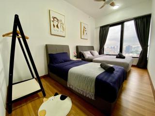 Tropicana 218 Macalister by stayCATion Homestay - 1