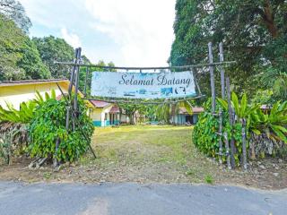 OYO 90657 D'ambang Resort - 5