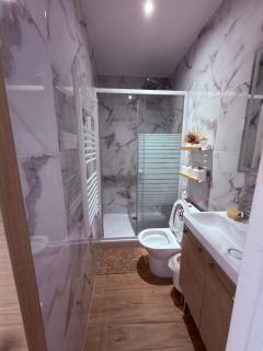 Dinas home - 9
