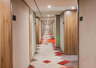 Borrman Hotel Zhenjiang Dashikou Suning Plaza - 4