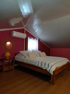 CHEZ JACQUELIN ET DORLYS - 2