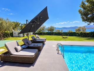 Zoza Luxury villa isthmia by the sea with private pool - 1