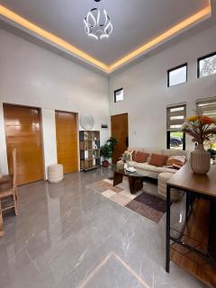 The Linden House at Oroland - 8