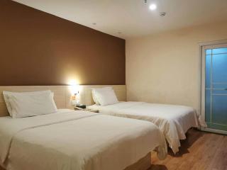 7 Days Inn Chongqing Shapingba Pedestrian Street High-speed Railway Station - 2