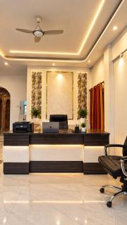 Hotel MV Palace 600 Mtr From Temple Powered By Hotel Siddhivinayak - 7