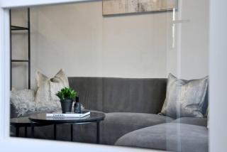 Free Parking-Sleeps 5 - 3 Bedroom House - Stunning Interior - 8