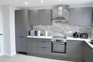 Free Parking-Sleeps 5 - 3 Bedroom House - Stunning Interior - 1