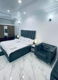 Luxury one bedroom in Lekki Lagos - 9