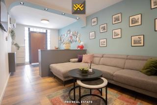 Vacation Home in City Center, 3BedR & 3BathR - Free Private Parking - 3