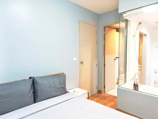 BTS Udomsuk Sukhumvit 103 Minimal Condo 1BR1BA - 0