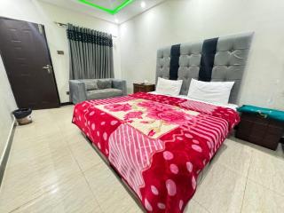 Zanova Hotel Islamabad - 5