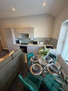 Modern 1 Bed Sea View Apartment Sleeps 4 - 4