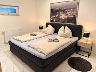 Ferienwohnung Happiness 2026 renoviert und saniert mit neuem Boxspringbett, neuem Bad, neuer Küche - 2