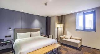 Luoyang Ease House - 1