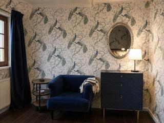 Stylish Retreat in Art Deco Style - 6