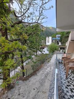 Luxury Valley View Homestay Dehradun By Project You - 2