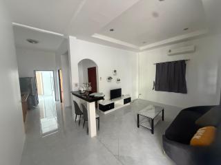 PlanB Boutique Hotel - 4