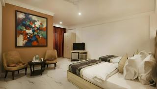 Apple Crest Inn - Delhi Airport, Free Airport Transffer - 9