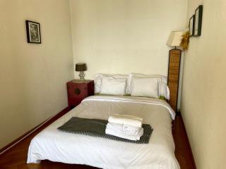 Specious studio in Down with lake view - 9