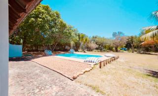 St Francis Family Home - Pool & Private Garden - 3