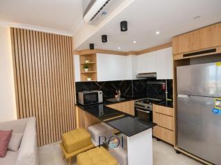 Sea View 1BR Apartment at The View, Sheraton Rd - 3