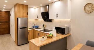 Camelia Residence - 3min Walk to Beach, AC Bedrooms, WiFi, Comfort, Modern - 6