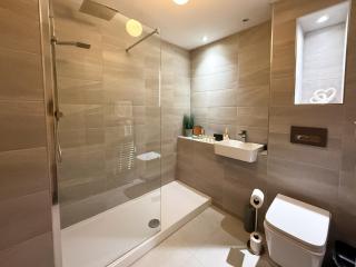 Duplex Apartment in Glasgow - 3