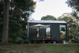 Djindarup Retreat Lakeview Tiny House 4 - 0