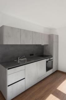 Apart 1706 - 4