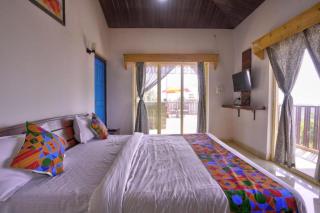Hotel Padma Morjim - 1
