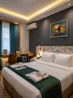 Yerevan Central Boutique Hotel - 9