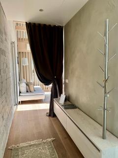 Old Town Apartment with FREE Parking - 3
