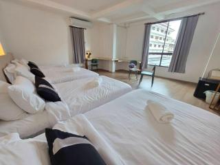 The 789 House - 5