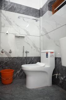 Vallis Tourist Home - 1