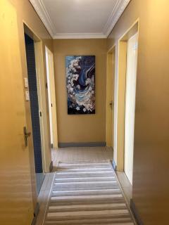 Nairobi JKIA Airport 15 minutes Drive, Room in a Shared Apartment - 1