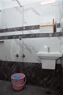 Vallis Tourist Home - 8