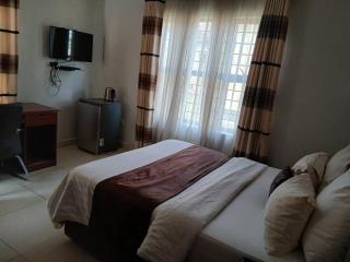 The Mpika Royal Lodge - 2