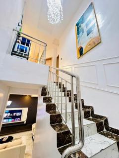 Luxurious 4 Bedroom House Lekki - 7
