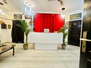 Hotel Oxygen Inn-Couple Friendly-Near Sector 18 Metro - 9