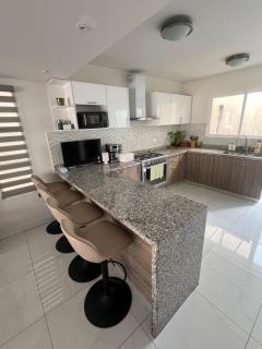 Baja Ocean View 3 BR Panoramic Terrace & Private Jacuzzi 8pp - 5