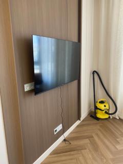 Cozy 50 m2 European-style two-bedroom apartment for rent by the night, Almaty - 1