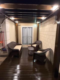 New Ground Floor Apartment Up to 6 Guests - 8
