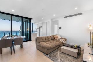 2BR Escape with Breathtaking Water Views - 9