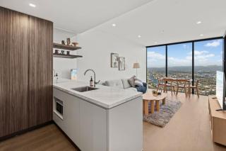 Luxe 1BR Island Getaway in Broadbeach - 3
