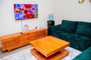 Olonyi AirBnBs - 0