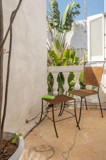 Luxury 5 Bedroom Old Town House - 2