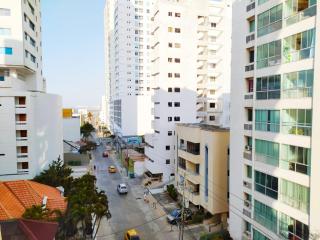 Comodo Apartamento Central cerca a la Ciudad Amurallada - 1