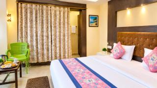 Hotel The Devraj Residency -TF-GOA- swimming pool - 6