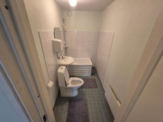 Rymlig central gästvåning med bastu och egen ingång - 2