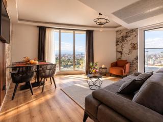 20th Floor Amazing View, Spa & Fitness Parking APT - 0